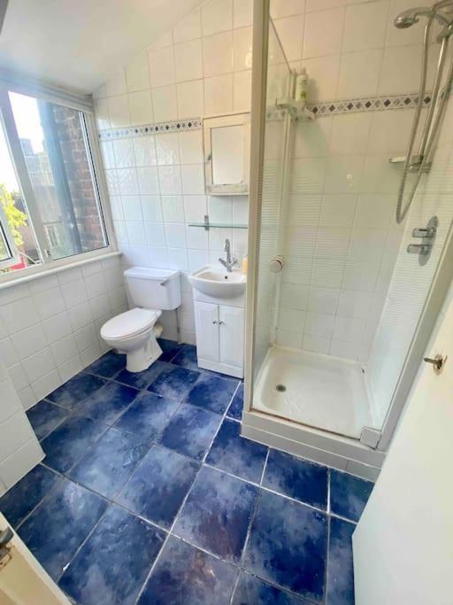 Penthouse Studio With 2 Double Beds & Smart Tv. Great London Location Διαμέρισμα Εξωτερικό φωτογραφία