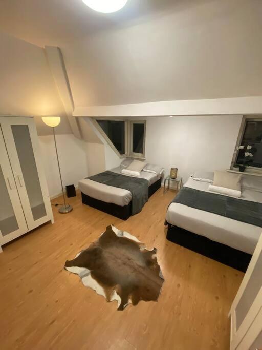 Penthouse Studio With 2 Double Beds & Smart Tv. Great London Location Διαμέρισμα Εξωτερικό φωτογραφία