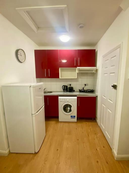 Penthouse Studio With 2 Double Beds & Smart Tv. Great London Location Διαμέρισμα Εξωτερικό φωτογραφία